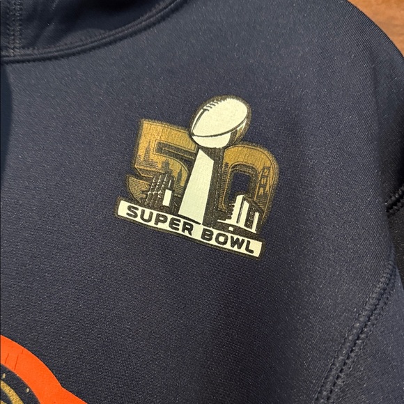 Nike Men's Navy Blue Hoodie with Denver Broncos Logo from Super Bowl 50 - Picture 2 of 6